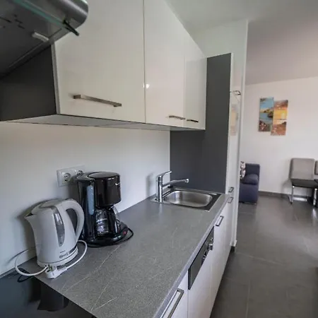 アパート Adriana