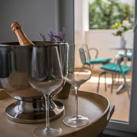 アパート Adriana *